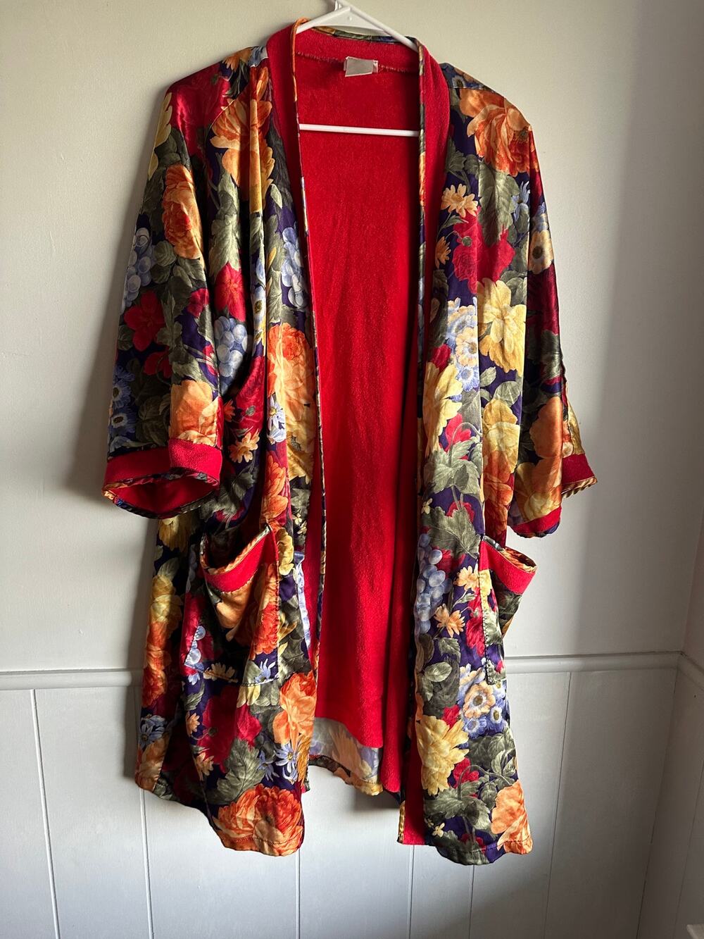 Vintage Adonna Floral Satin Kimono Robe Red Fleece Lined Loungewear Medium